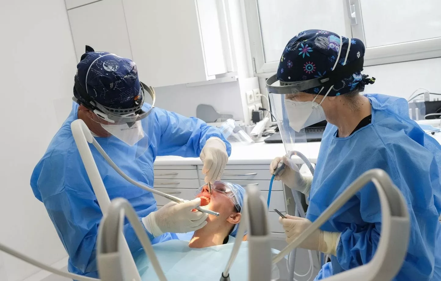 chirurgien dentiste